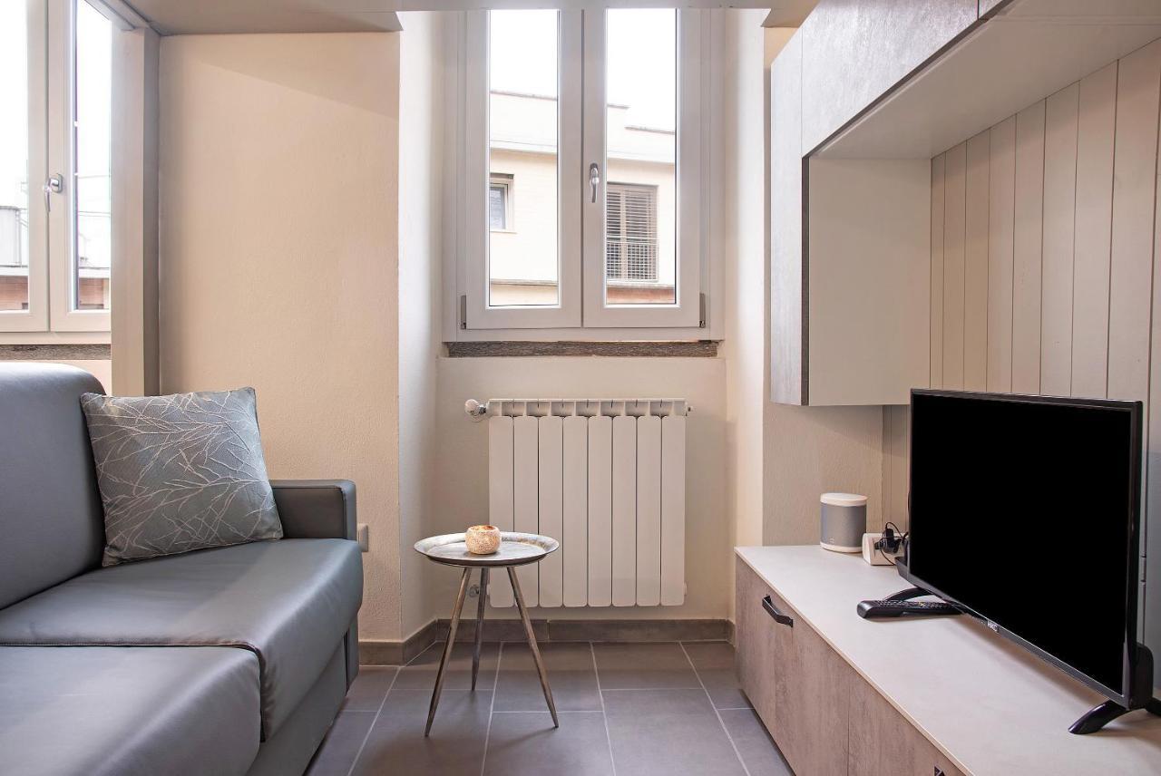 Appartement Efihouse Lago Maggiore à Luino Extérieur photo