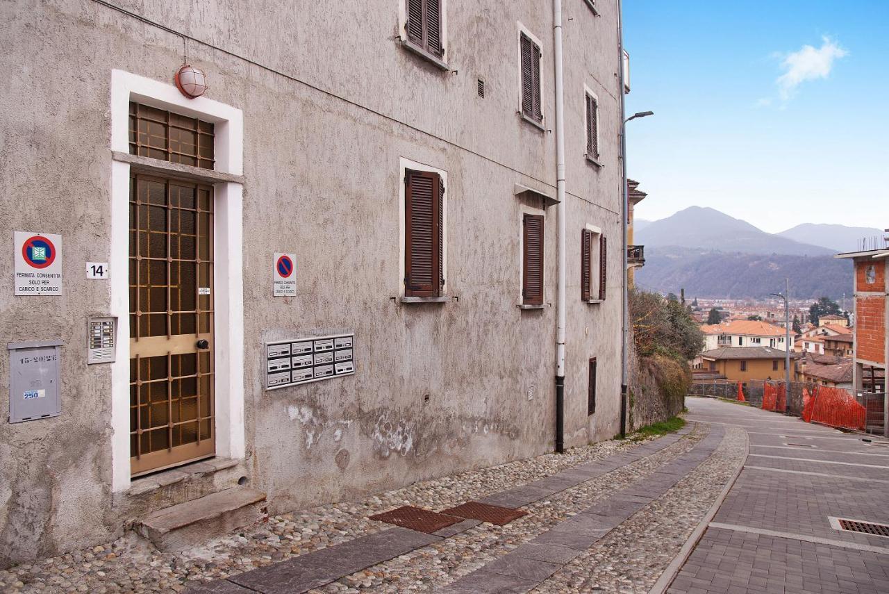 Appartement Efihouse Lago Maggiore à Luino Extérieur photo